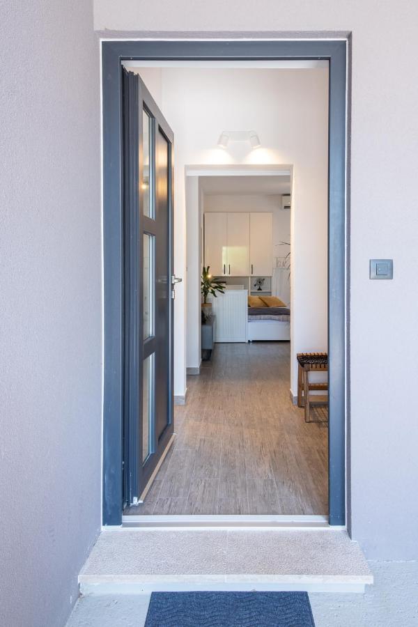 Studio Apartment Les - 4 Min Walk From Amphiteatre Пула Экстерьер фото